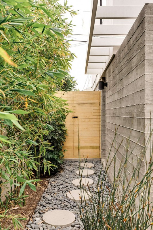 Дом с бассейном в Калифорнии