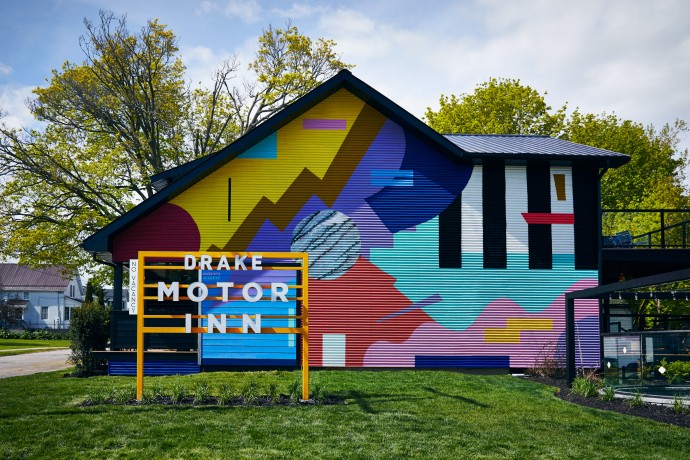 Мотель Drake Motor Inn в городе Веллингтон, Канада