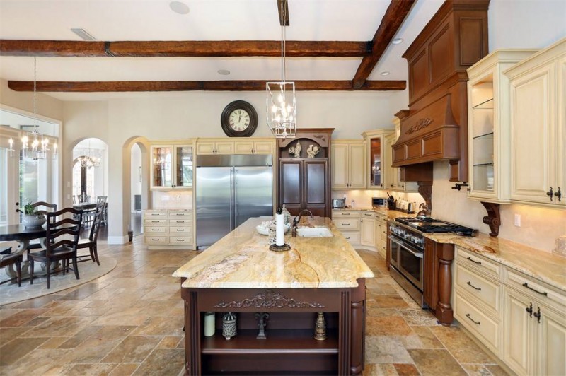 Роскошный особняк в Сорренто, штат Флорида Роскошный особняк в Сорренто, штат Флорида