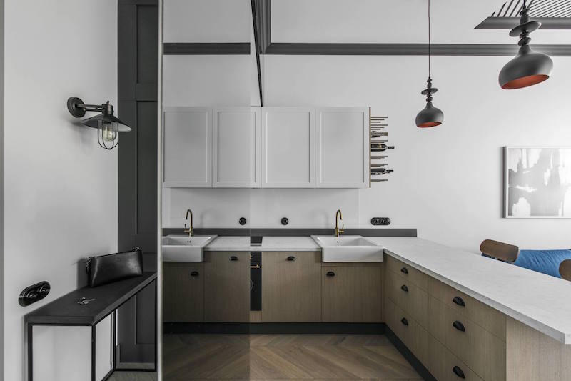 Небольшие городские апартаменты, оформленные в темных тонах Небольшие городские апартаменты, оформленные в темных тонах