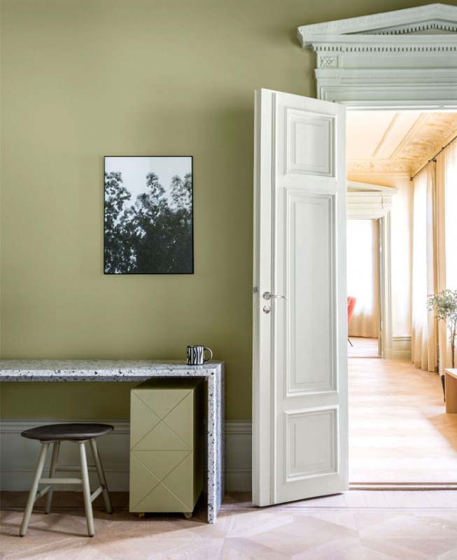 Старинные детали и современные элементы в декоре апартаментов в Стокгольме