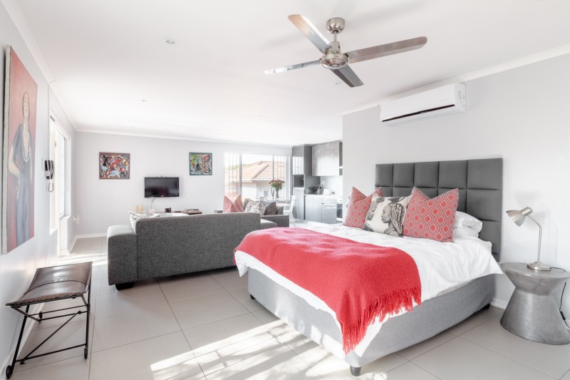 Оформление апартаментов в серых тонах в Дурбан-Норд, ЮАР Оформление апартаментов в серых тонах в Дурбан-Норд, ЮАР