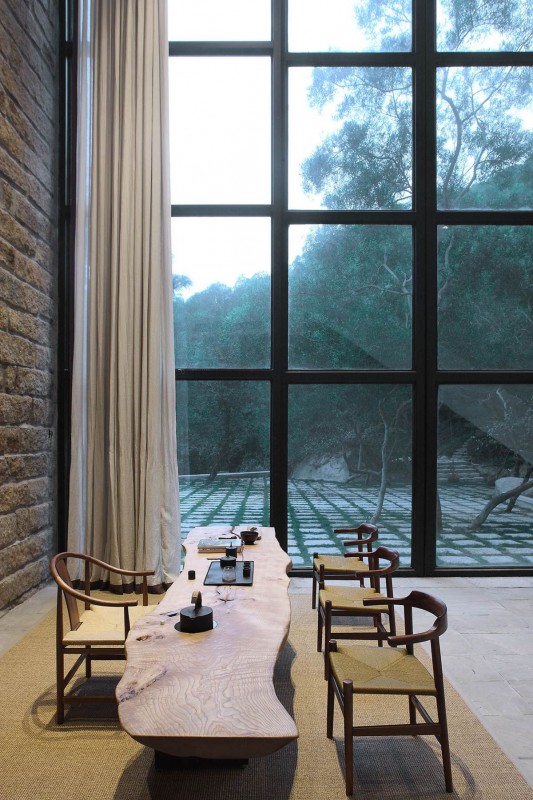 Натуральные материалы и приглушенные тона в интерьере дома в провинции Фуцзянь, Китай