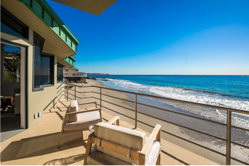 Пляжный дом в Малибу с панорамным видом на Тихий океан Пляжный дом в Малибу с панорамным видом на Тихий океан