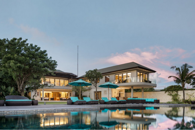 Вилла на популярном курорте Кута, Бали