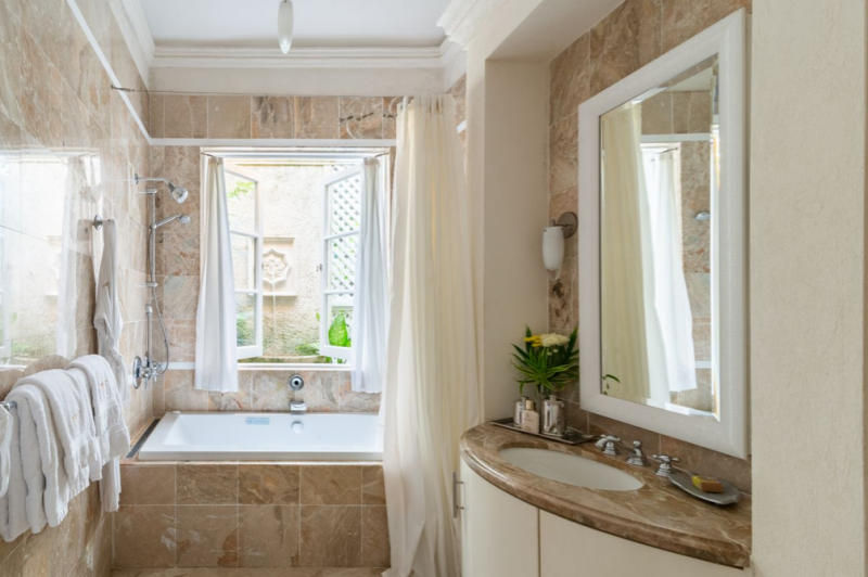 Колониальная вилла в городе Сент-Энн-Бей, Ямайка