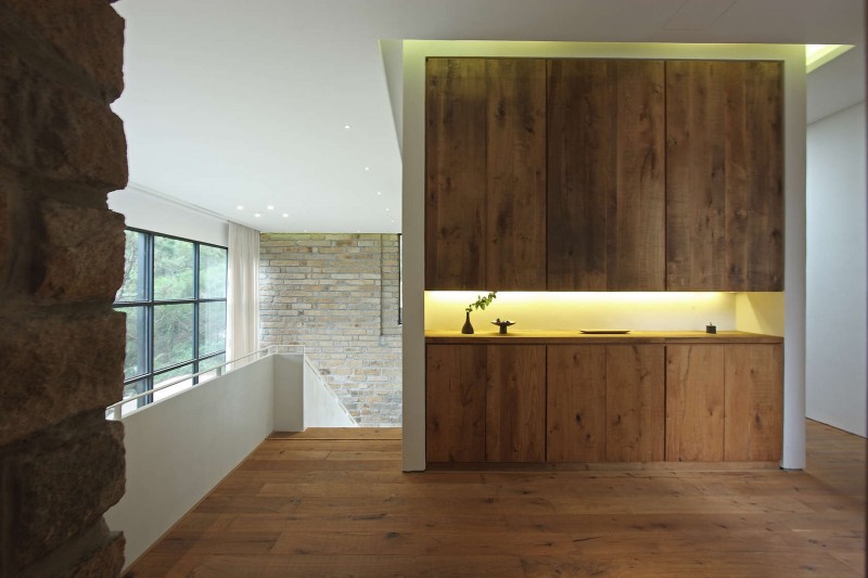 Натуральные материалы и приглушенные тона в интерьере дома в провинции Фуцзянь, Китай