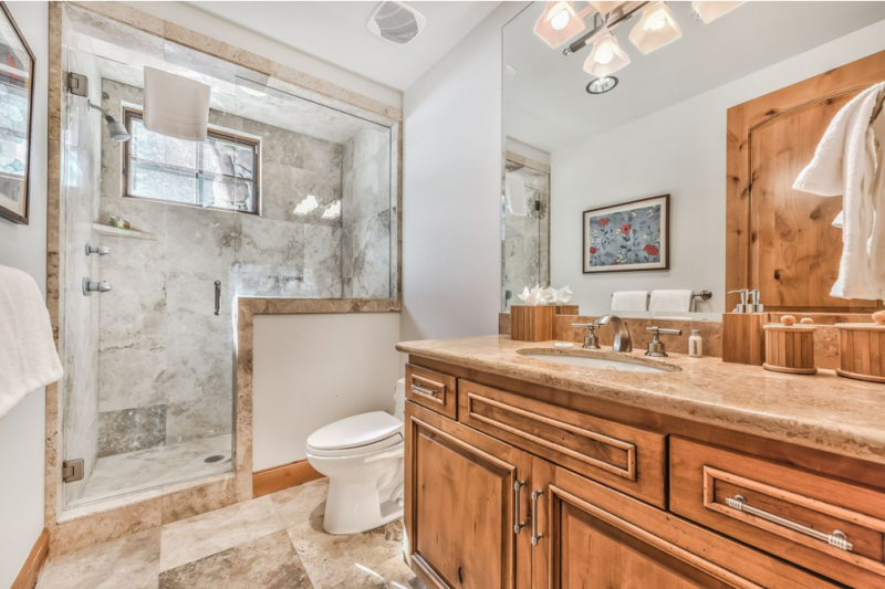 Сводчатое современное шале в штате Юта Сводчатое современное шале в штате Юта