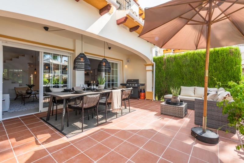 Двухуровневый таунхаус с террасой в Коста-дель-Соль, Испания