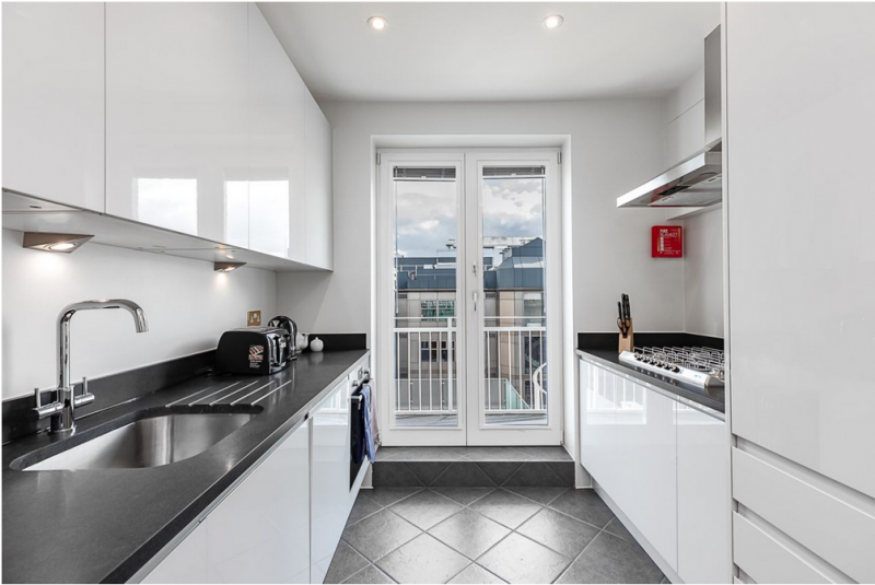 Интерьер квартиры в неоклассическом стиле Интерьер квартиры в неоклассическом стиле