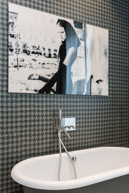 Квартира на Елисейских полях