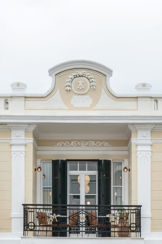 Отель, расположенный в здании 1920-х годов в Кавале, Греция