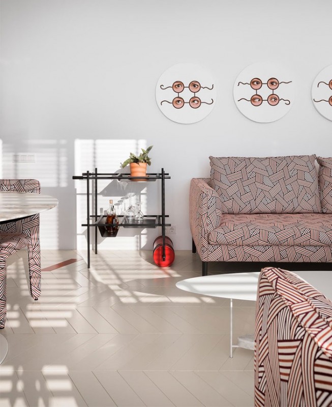 Вдохновляющая коллекция современного искусства в киевском пентхаусе