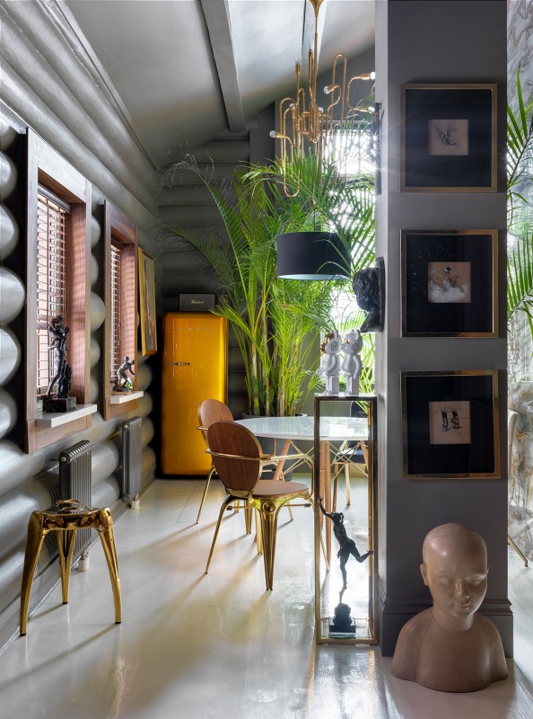 Экстравагантное оформление загородного дома