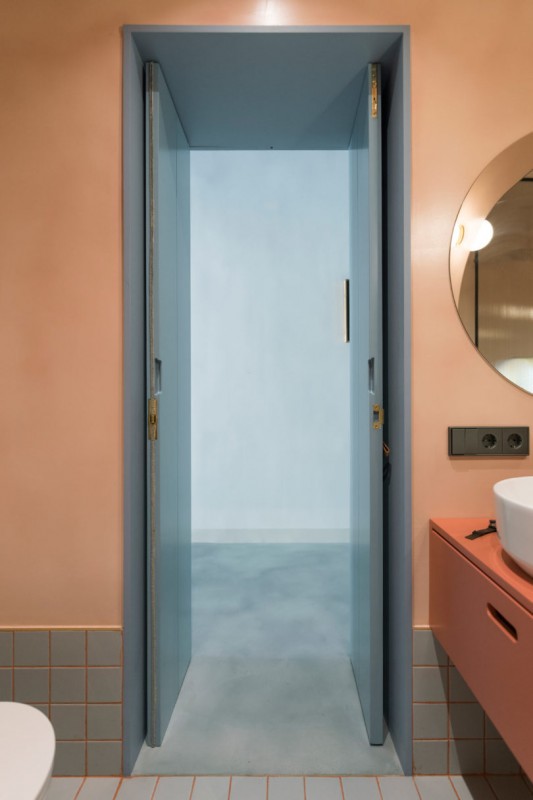 Интерьер апартаментов в здании 1914 года постройки в Барселоне