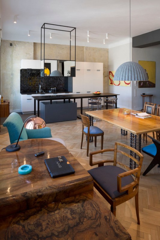 Квартира, расположенная в здании 19-го века в центре Варшавы, Польша Квартира, расположенная в здании 19-го века в центре Варшавы, Польша