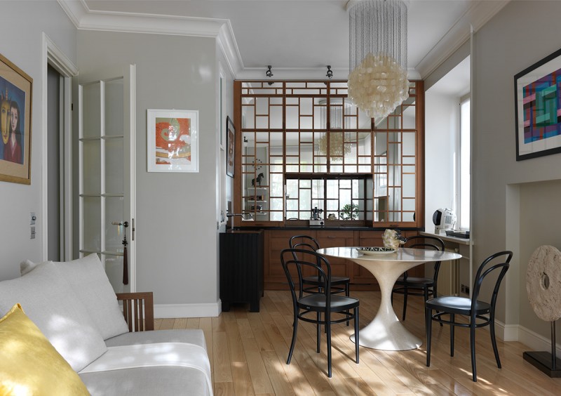 Светлые апартаменты в эклектическом стиле