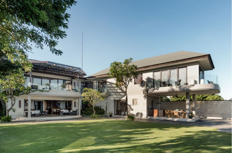 Вилла на популярном курорте Кута, Бали