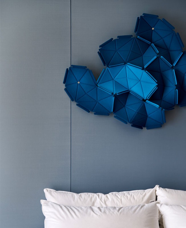 Интерьер апартаментов в темных тонах в Фучжоу, Китай