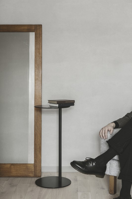 Акцентные фасады из шпонированного дерева в интерьере минской квартиры Акцентные фасады из шпонированного дерева в интерьере минской квартиры