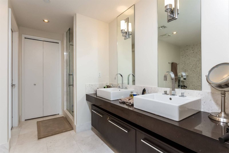 Уютная квартира с видом на океан в Санни-Айлз-Бич , Флорида