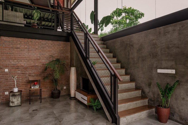 Вилла в стиле "лофт" с роскошным фоном тропических джунглей на Бали Вилла в стиле "лофт" с роскошным фоном тропических джунглей на Бали