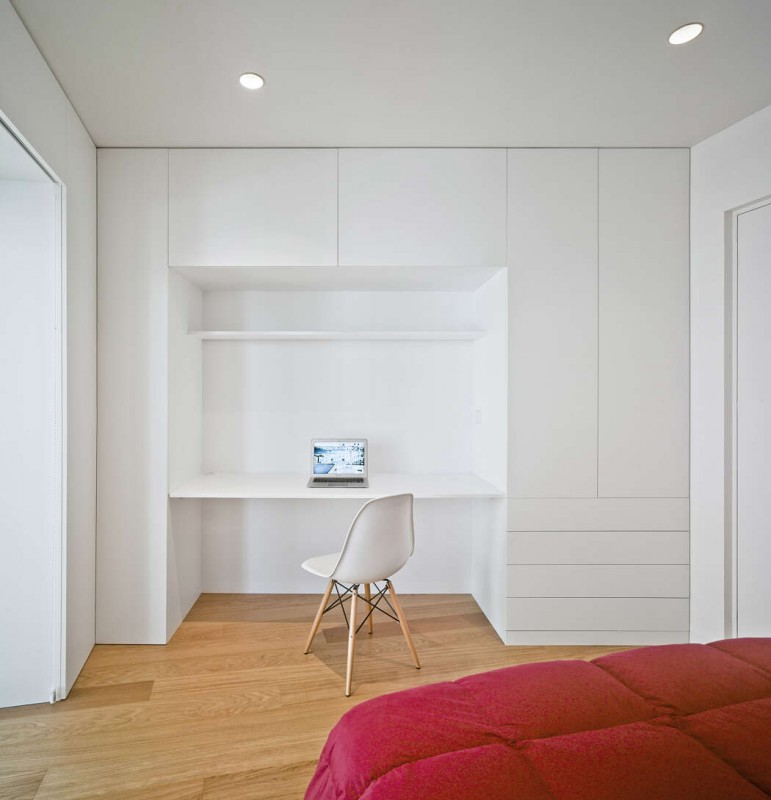 Светлые апартаменты для молодой семьи в Испании