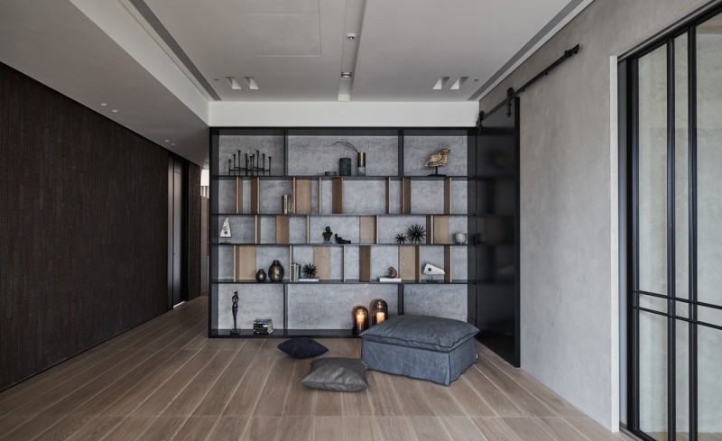 Интерьер просторной квартиры в Тайване