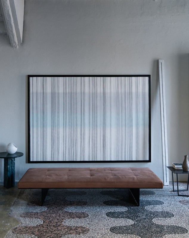 Смелые геометрические формы и яркие цвета в интерьере апартаментов в Милане Смелые геометрические формы и яркие цвета в интерьере апартаментов в Милане