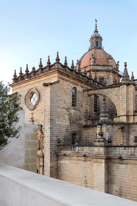 Отель Bodega Tío Pepe в Херес-де-ла-Фронтера, Кадис, Испания