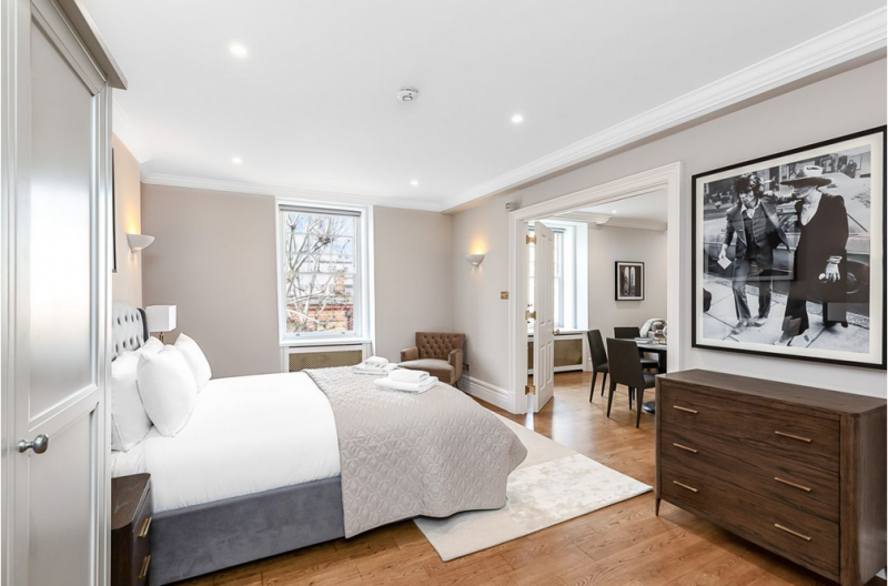 Интерьер квартиры в неоклассическом стиле Интерьер квартиры в неоклассическом стиле