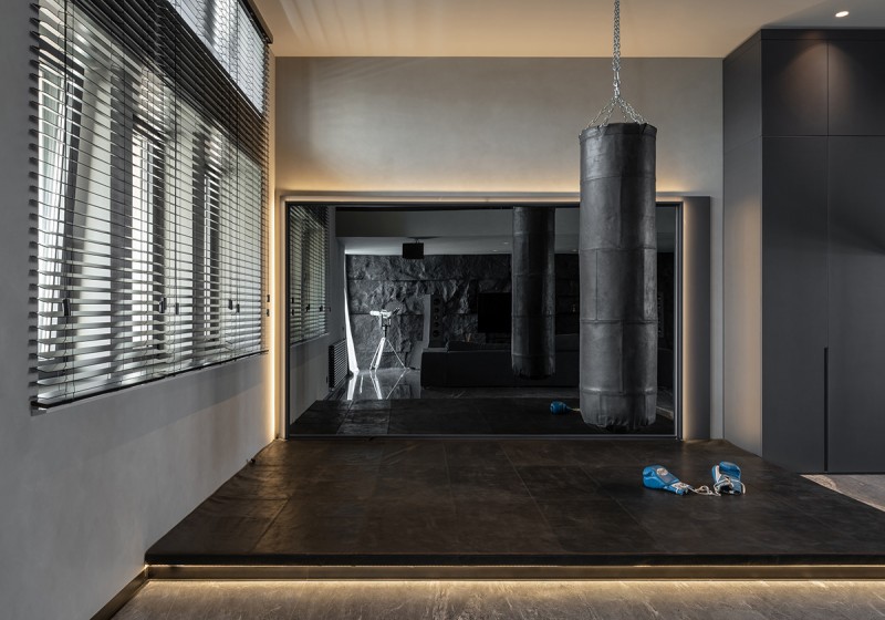 Двухуровневый пентхаус в стиле "брутализм" Двухуровневый пентхаус в стиле "брутализм"