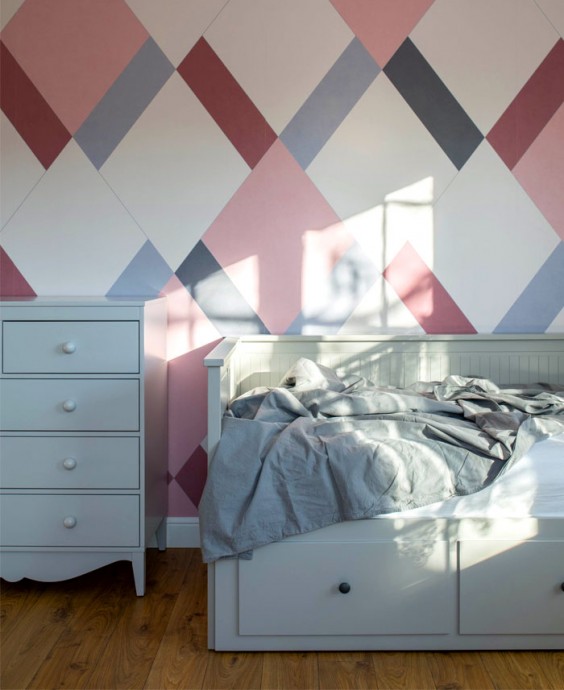 Контрастные цветовые сочетания в декоре двухуровневой квартиры Контрастные цветовые сочетания в декоре двухуровневой квартиры