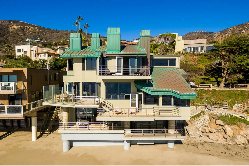 Пляжный дом в Малибу с панорамным видом на Тихий океан Пляжный дом в Малибу с панорамным видом на Тихий океан