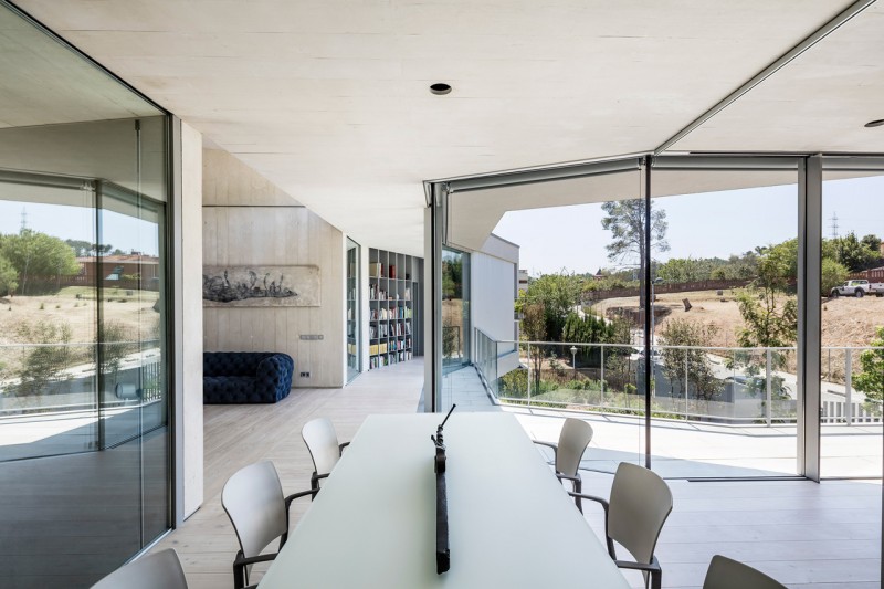 Современная резиденция в Барселоне