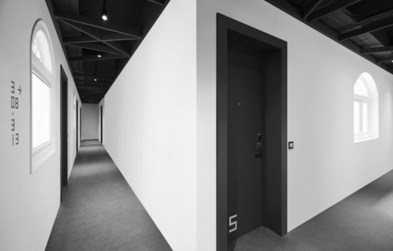 Монохромный и минималистский отель Mono в Сингапуре Монохромный и минималистский отель Mono в Сингапуре