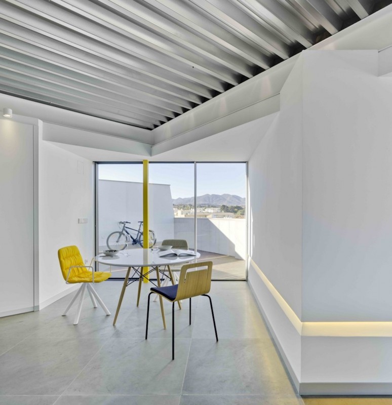 Открытая, светлая и просторная мансарда в Аликанте, Испания Открытая, светлая и просторная мансарда в Аликанте, Испания