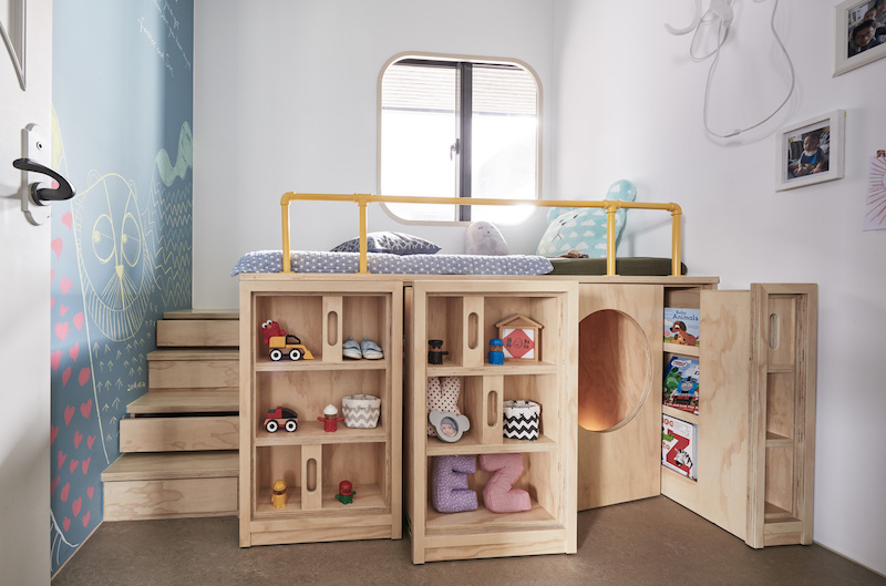 Сочетание элементов индустриального и классического стилей в интерьере тайваньской квартиры