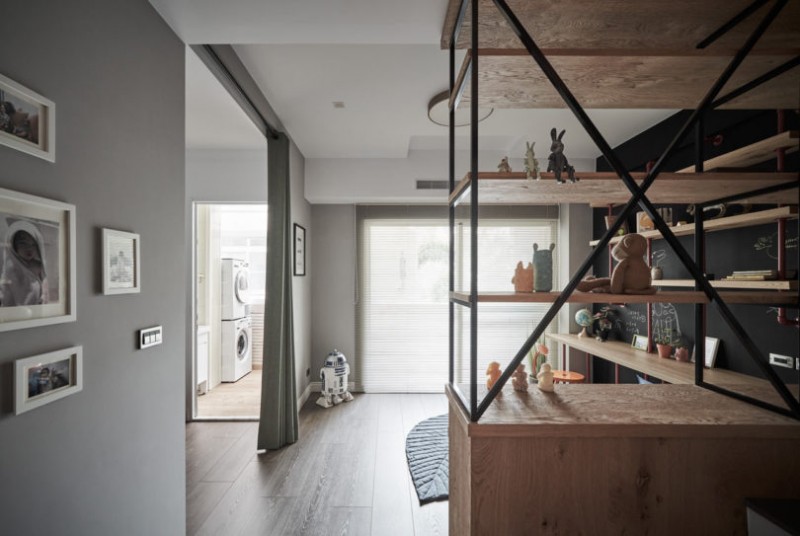 Сочетание классики и элементов индустриального стиля в тайваньской квартире