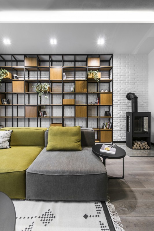 Стильные двухэтажные апартаменты с современным скандинавским шармом