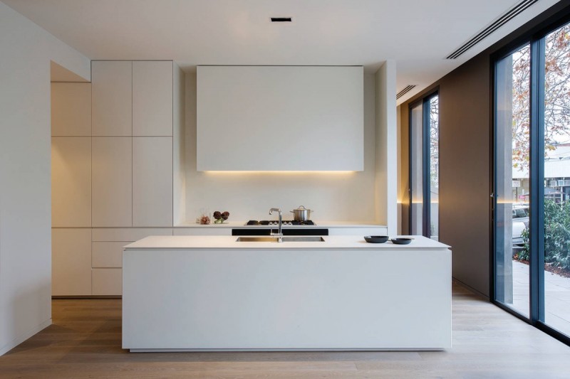25 изысканных современных кухонь в белом цвете