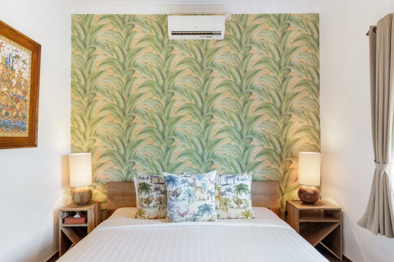 Яркий интерьер компактной квартиры в Куте, Индонезия Яркий интерьер компактной квартиры в Куте, Индонезия