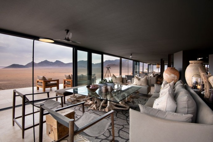 Отель &Beyond Sossusvlei Desert Lodge в пустыне Намиб в Намибии