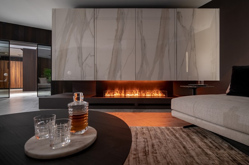 Пентхаус с многофункциональными пространствами и уникальной винтовой лестницей Пентхаус с многофункциональными пространствами и уникальной винтовой лестницей