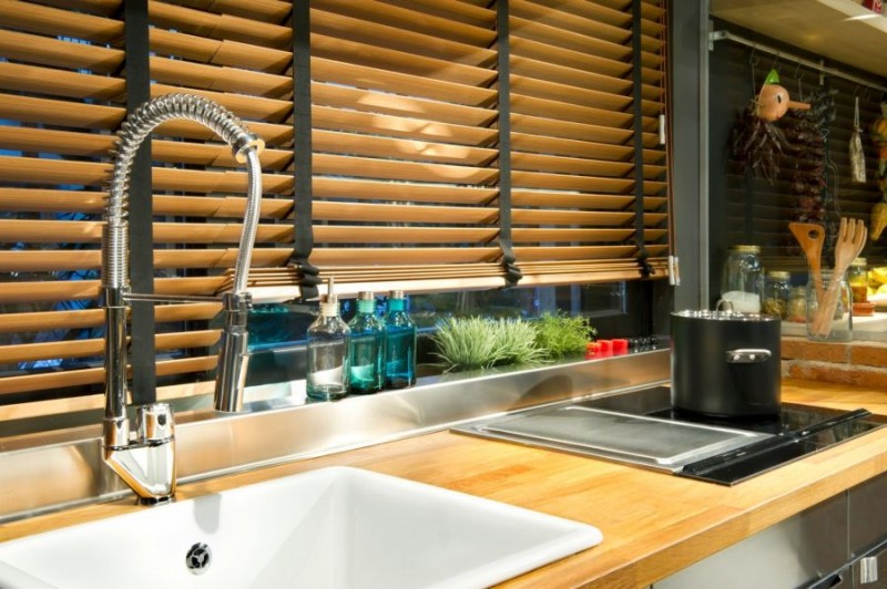 Живая зелень в интерьере лофта Живая зелень в интерьере лофта