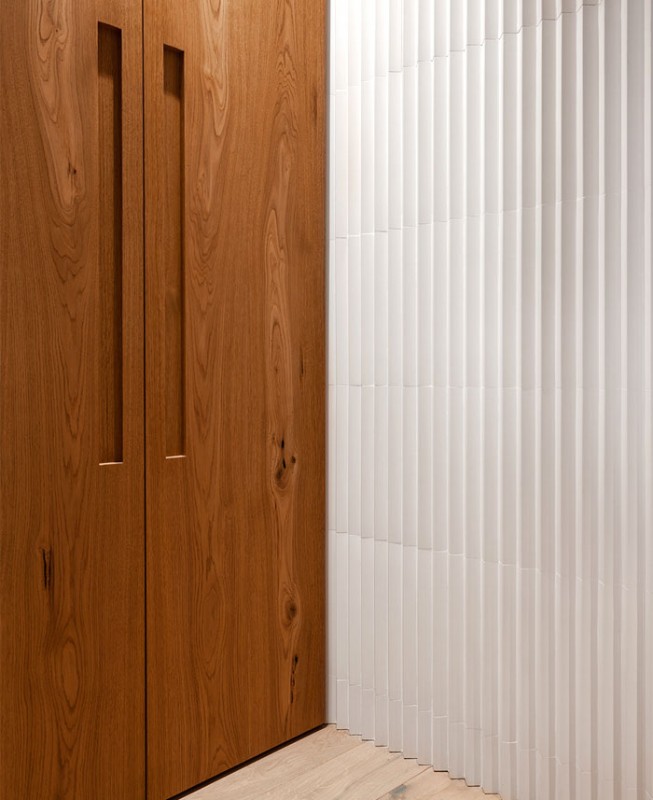 Японский минимализм в типичной современной квартире в Киеве Японский минимализм в типичной современной квартире в Киеве