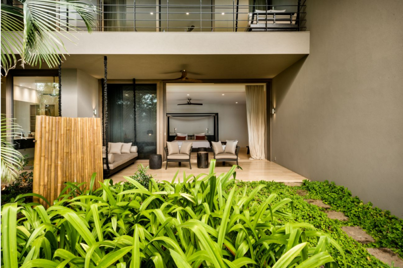 Современная вилла на побережье Тихого океана