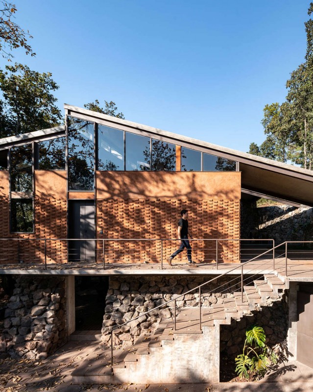 Дом для отпуска, расположенный в небольшом городке Мичоакан в Мексике