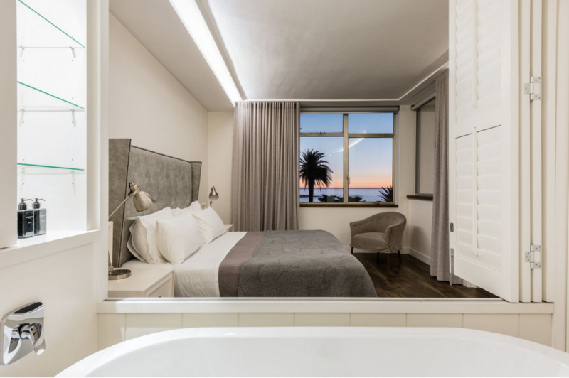 Интерьер уютных апартаментов в Кейптауне Интерьер уютных апартаментов в Кейптауне