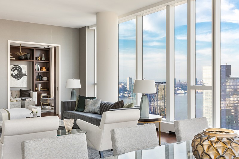Изысканный интерьер просторных апартаментов в Нью-Йорке